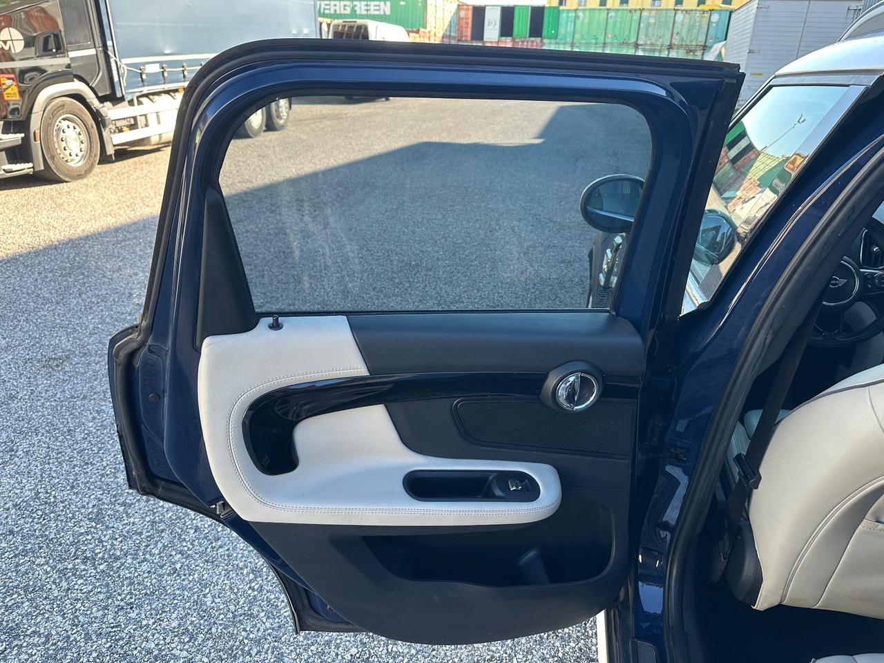 Mini Cooper D Countryman 2.0 Hype Automatica