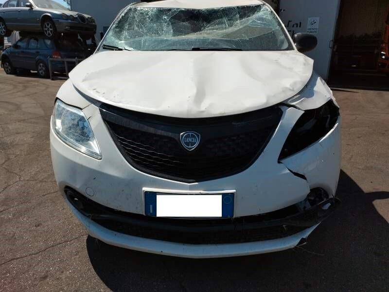 Lancia Ypsilon 1.2 69 CV 5 porte S&S Platinum