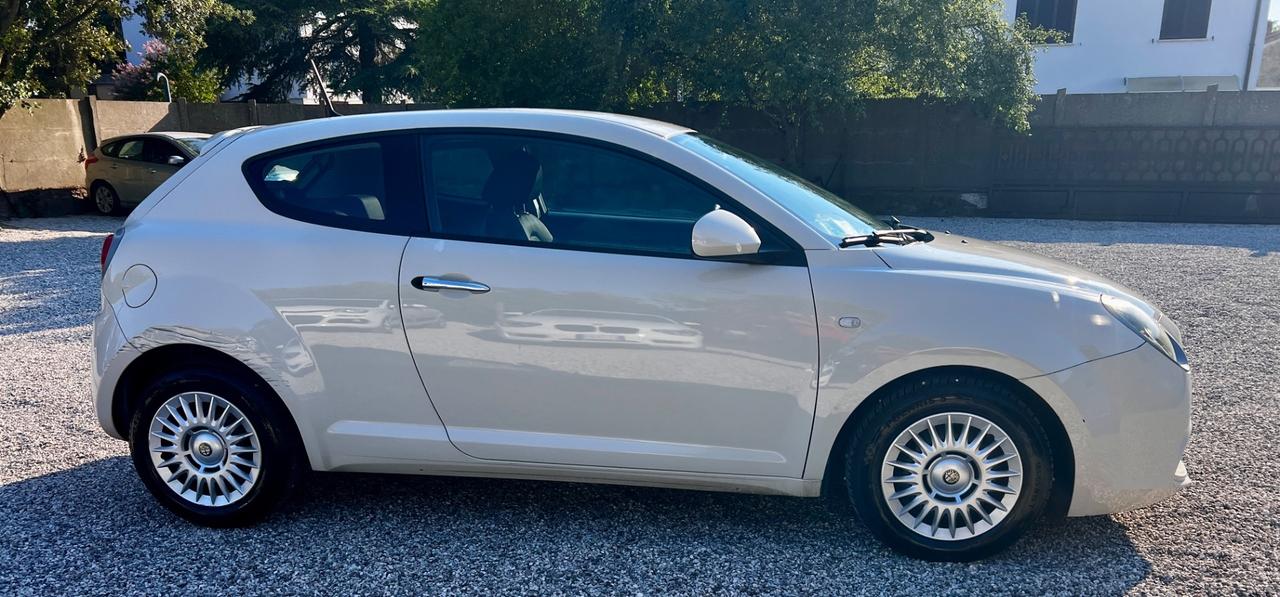 Alfa Romeo MiTo 1.3 JTDm 85 CV S&S Distinctive