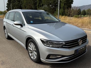 Volkswagen Passat Variant 1.6 TDI SCR DSG Business BMT