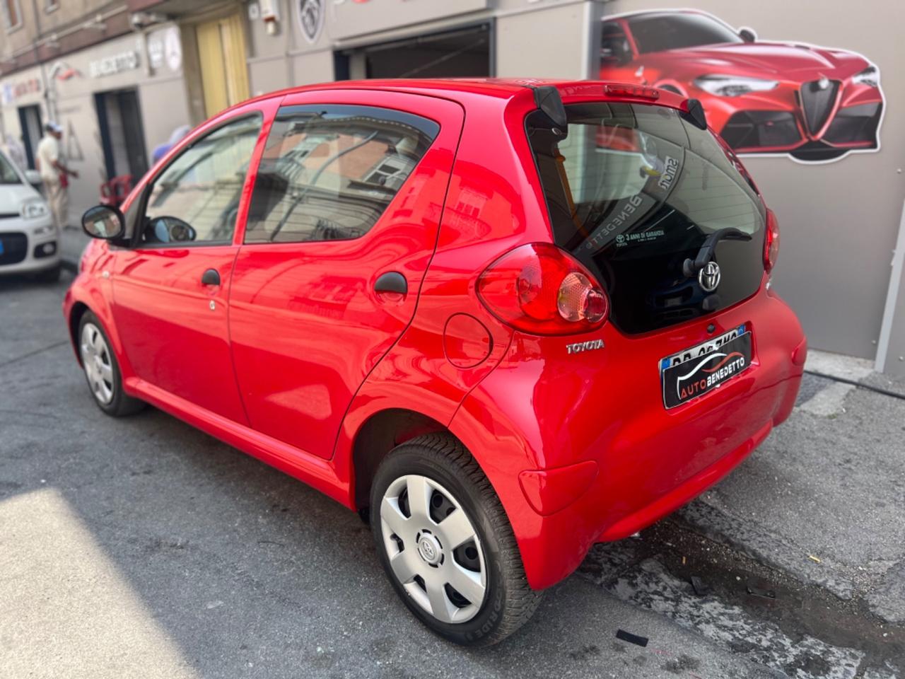 Toyota Aygo 1.0 12V VVT-i Sol 2008