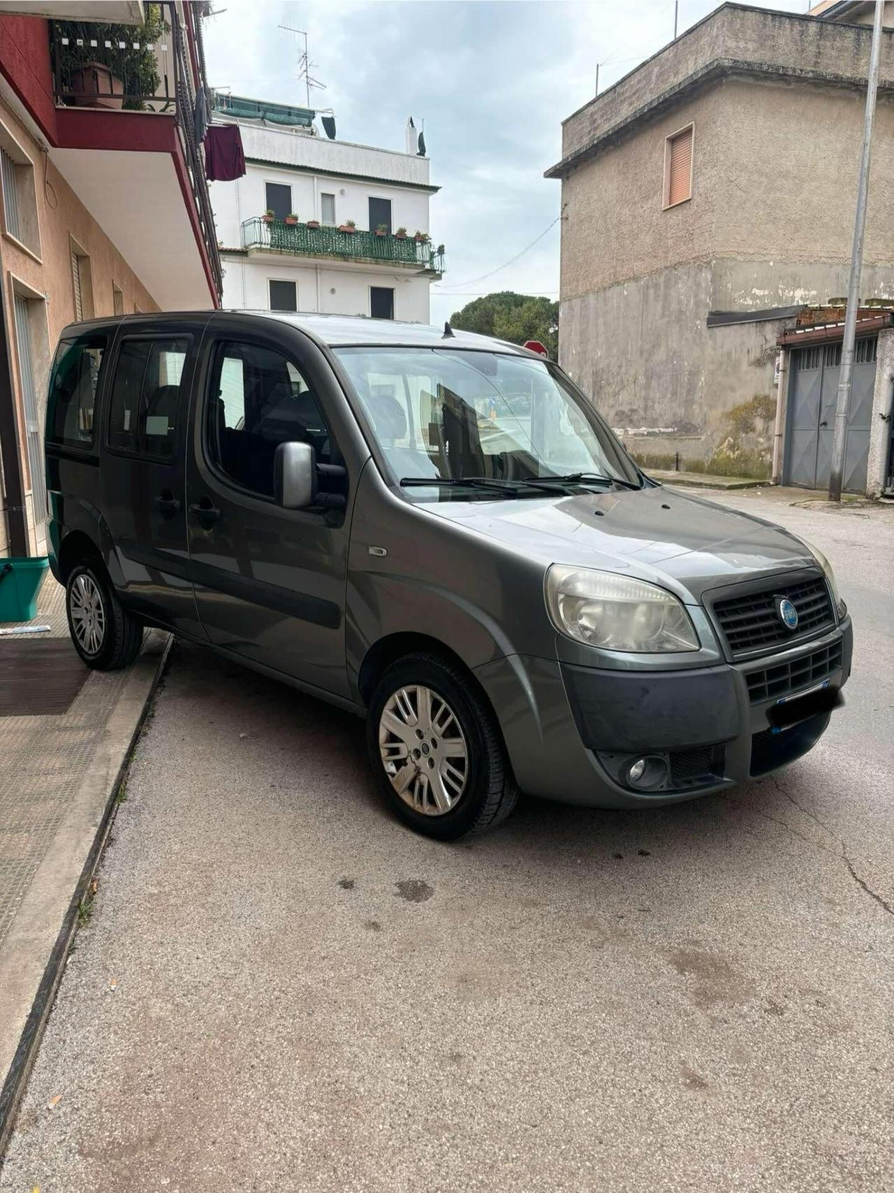 Fiat Doblo Doblò 1.9 MJT 105 CV Dynamic AUTOVETTURA DOPPIA PORTA POSTERIORE