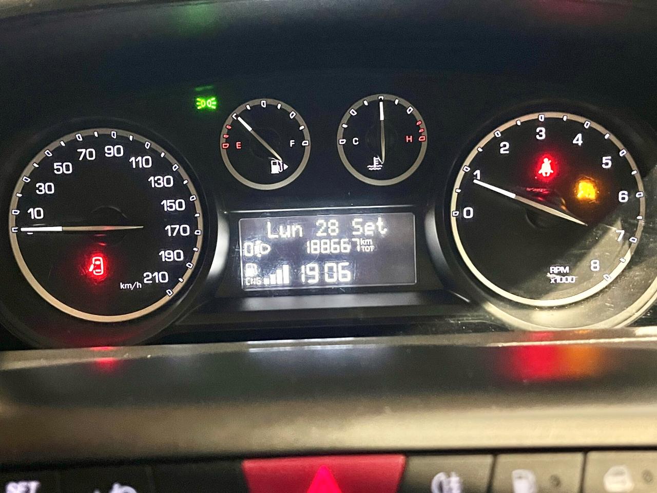 Lancia Ypsilon 0.9 TwinAir 85 CV Metano Elefantino