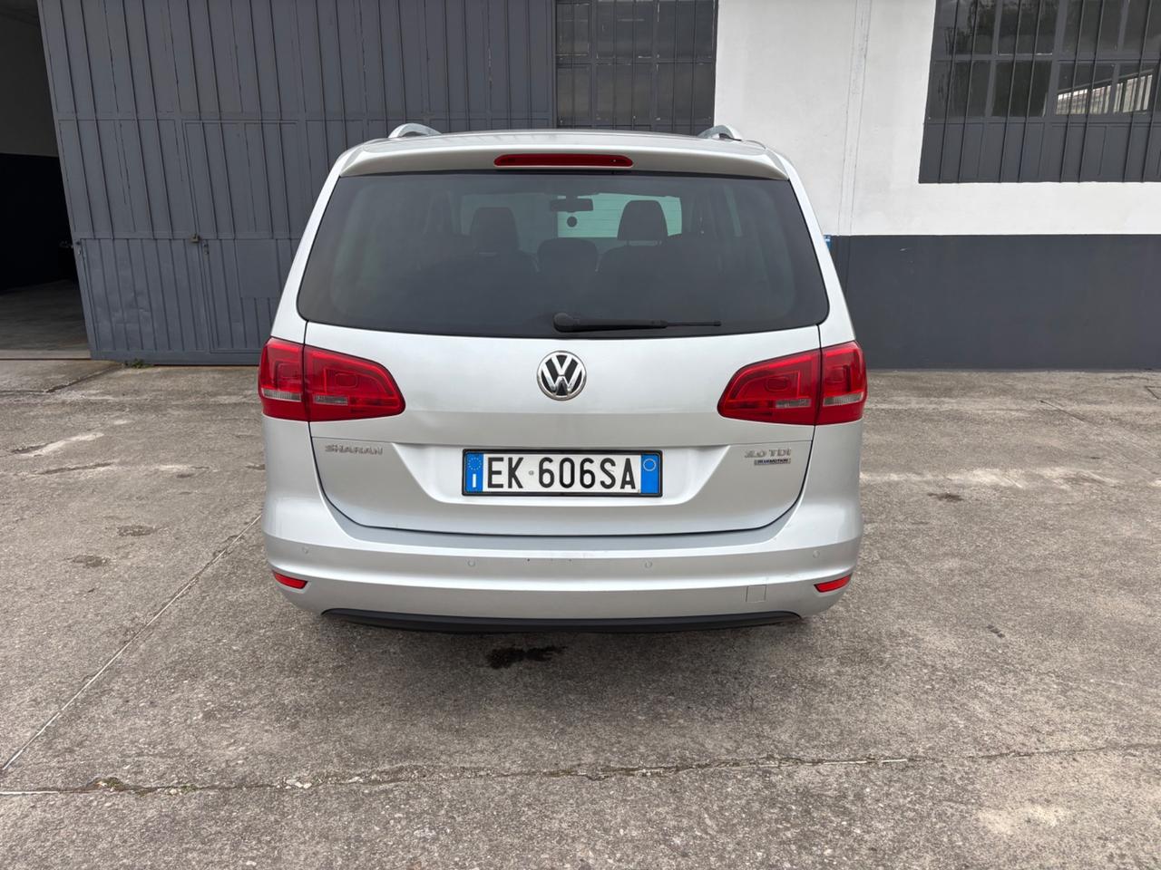 Volkswagen Sharan 2.0 TDI DSG Highline 7 posti