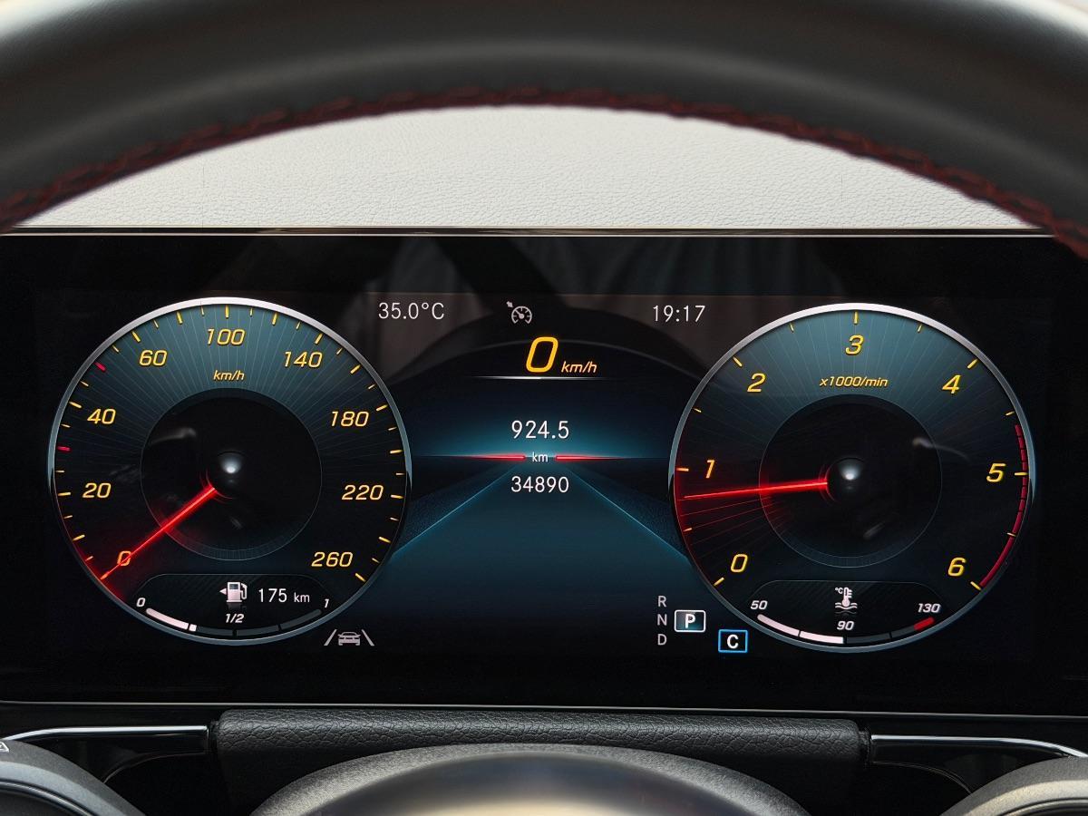Mercedes GLA 200d 4Matic Premium AMG Night Edition