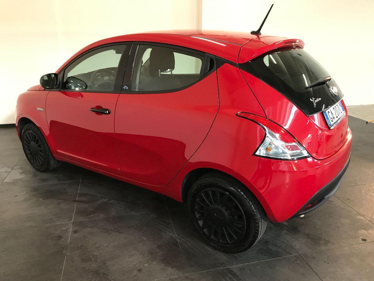 LANCIA Ypsilon 1.2 69 CV 5p. Silver