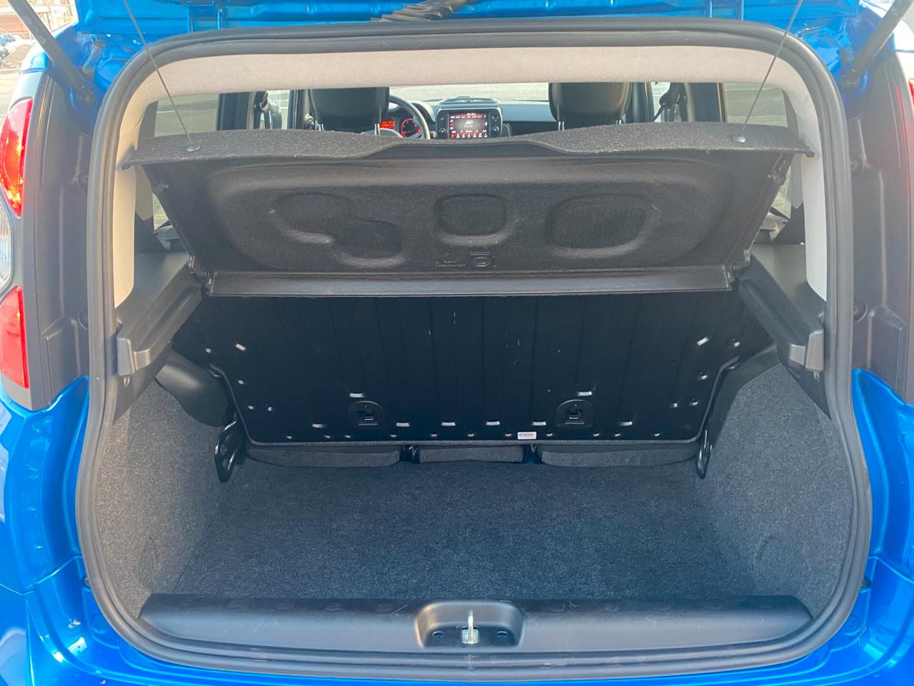FIAT Panda 1.0 hybrid CROSS 5posti RadioAPP
