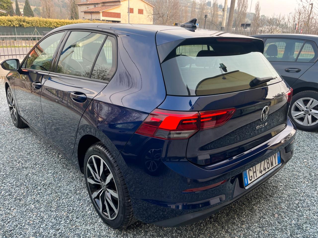 Volkswagen Golf 2.0 TDI DSG Life 02/2022 KM 81156