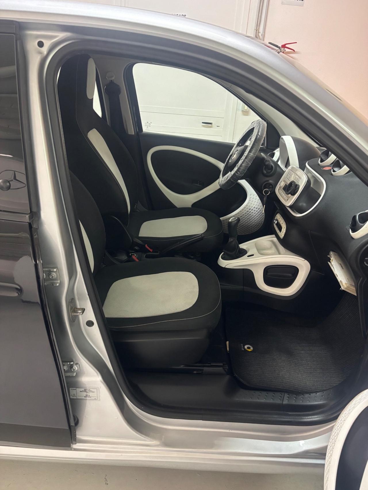 Smart ForFour 70 1.0 Passion