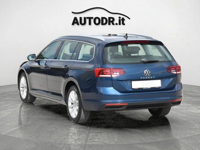 VOLKSWAGEN Passat Variant 2.0 TDI EVO 150cv Business Fari LED, Navi, Ambient