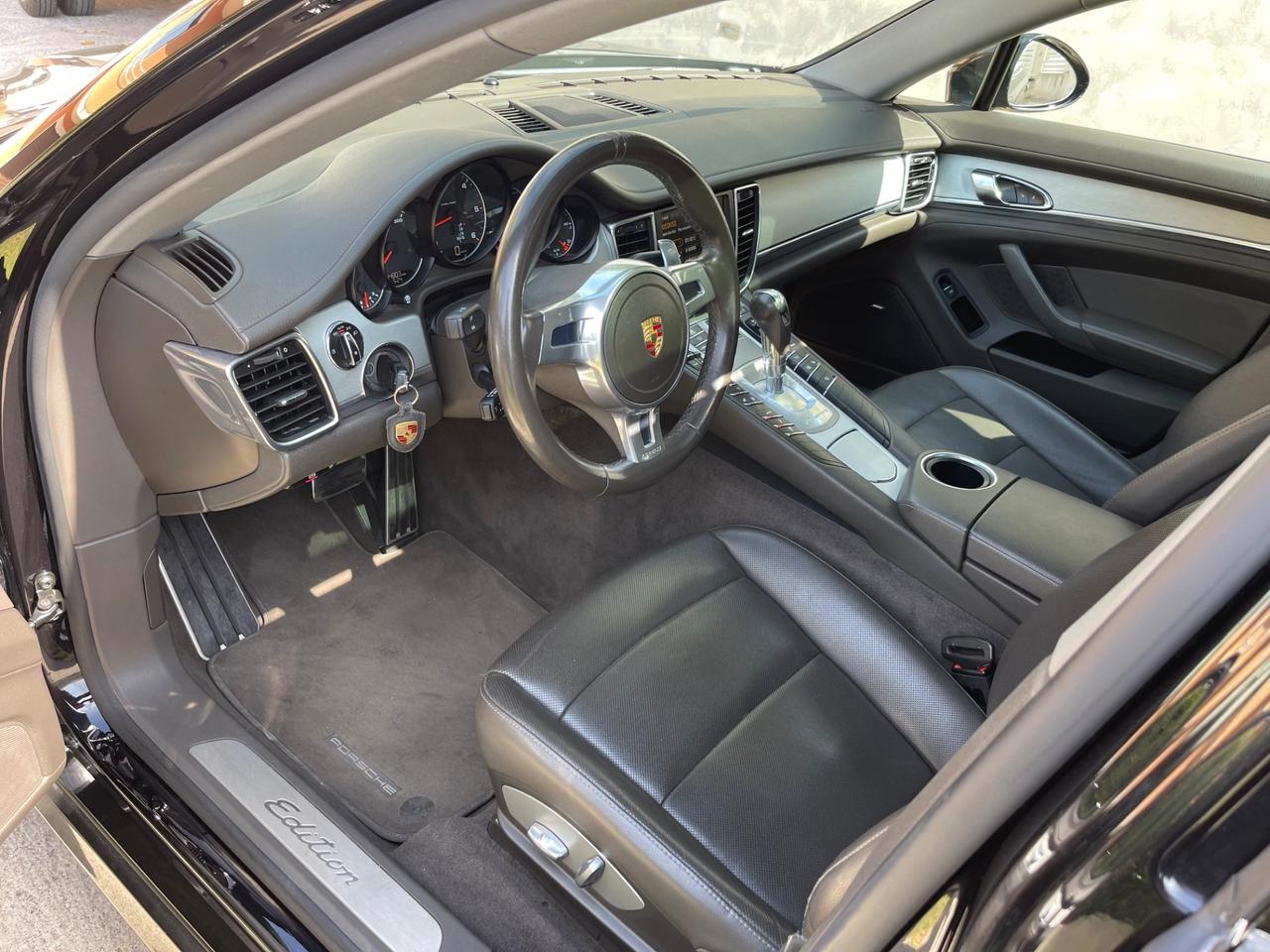 Porsche Panamera 4.0 4S Diesel (PERMUTA)