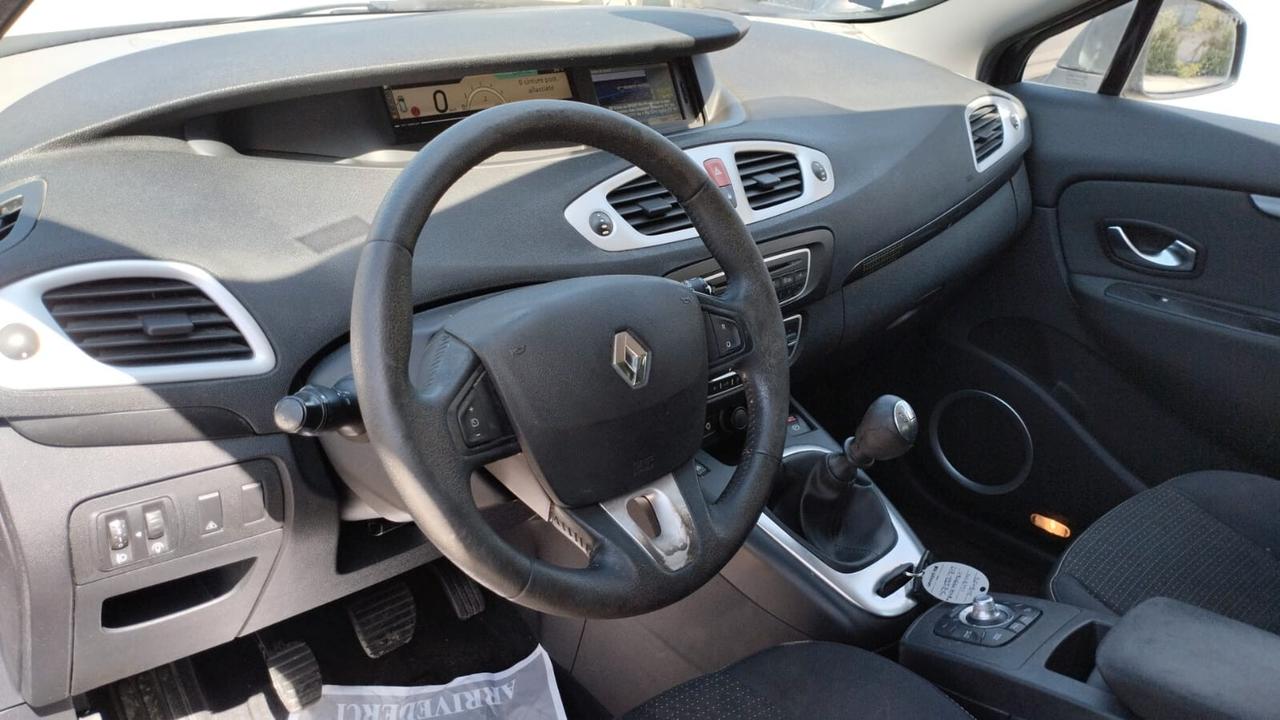 Renault Scenic Scénic X-Mod 1.5 dCi 110CV Luxe