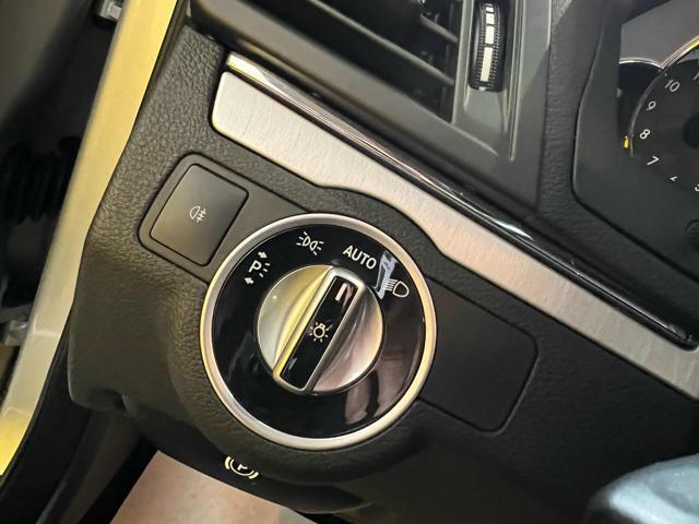 MERCEDES-BENZ E 220 CDI Cabrio Ita KmCertif. Avantgarde