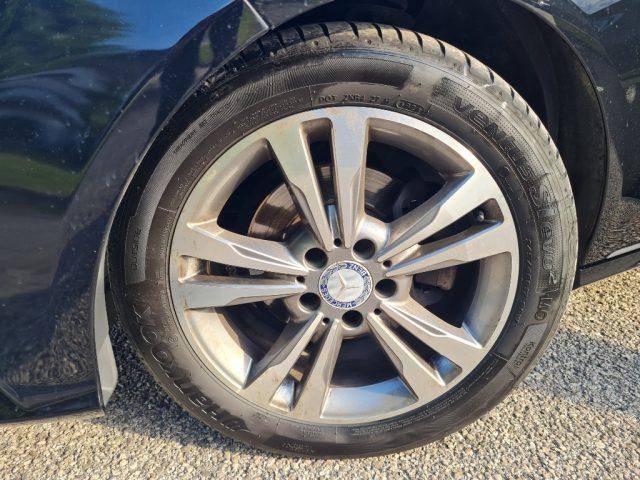 MERCEDES-BENZ E 200 CDI Premium