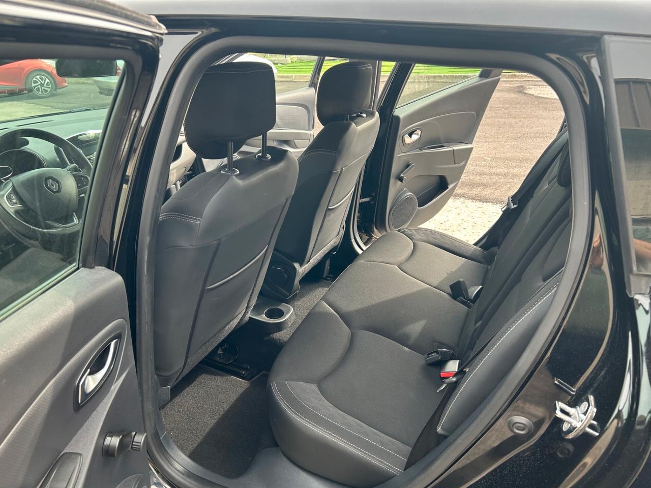 Renault Clio S.W. Tce Limited ok neopatentati km 94.600