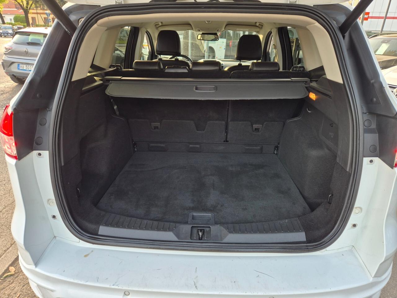 Ford Kuga 2.0 TDCI 150 CV S&S 4WD Powershift Titanium