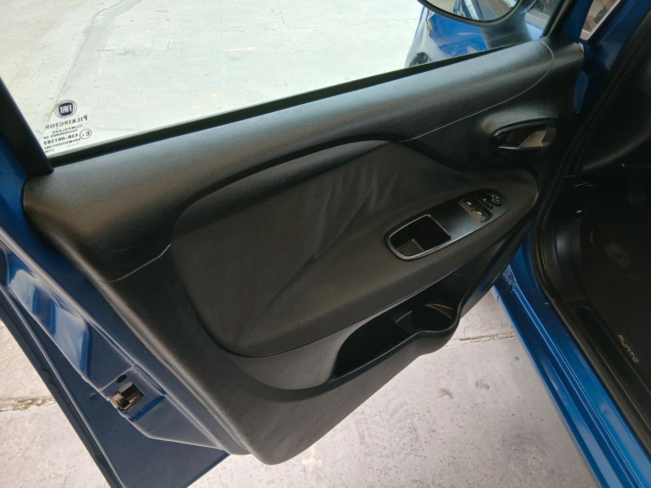 Fiat Punto Evo 1.4 metano 5p full 11