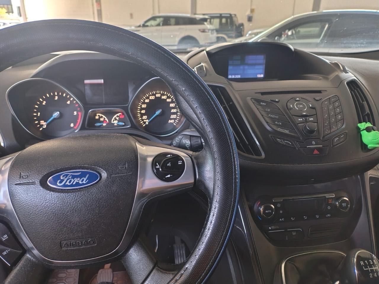 Ford Kuga 2.0 TDCI 140 CV 4WD Titanium