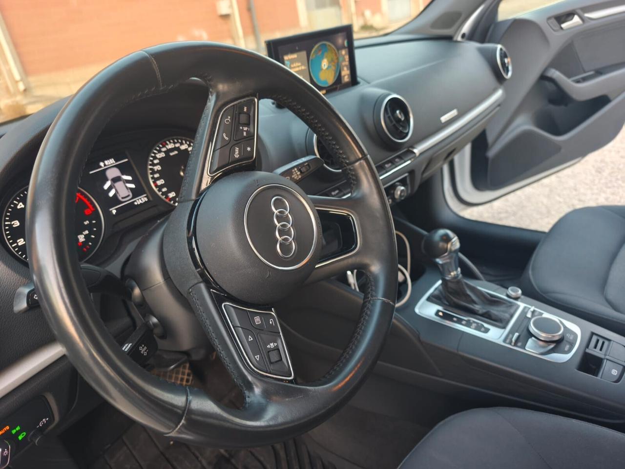 Audi A3 2019---1.5 Benzina Metano Automatica