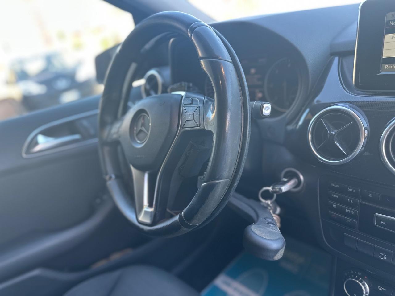 Mercedes B 200 Premium Comandi Speciali Disabili