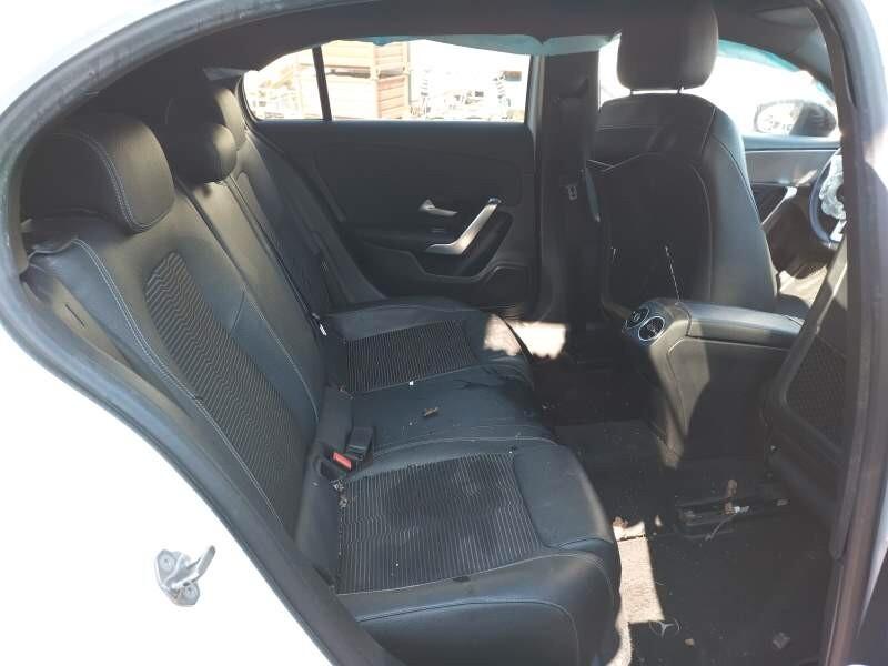 Mercedes-benz A 160 d Premium