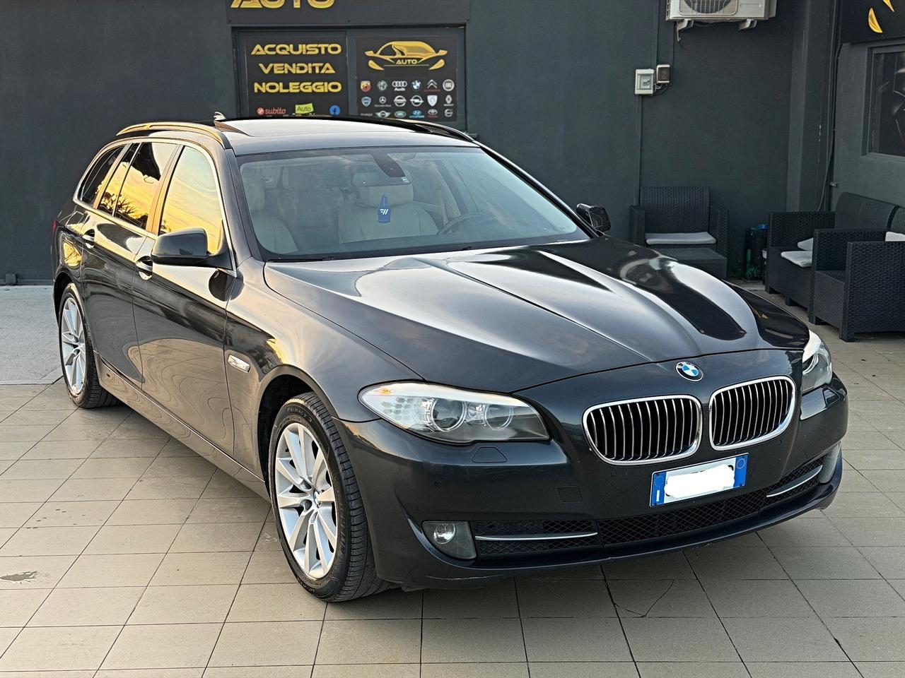 Bmw 520 520d Touring Business aut.Unico Proprietario Garanzia 12 Mesi