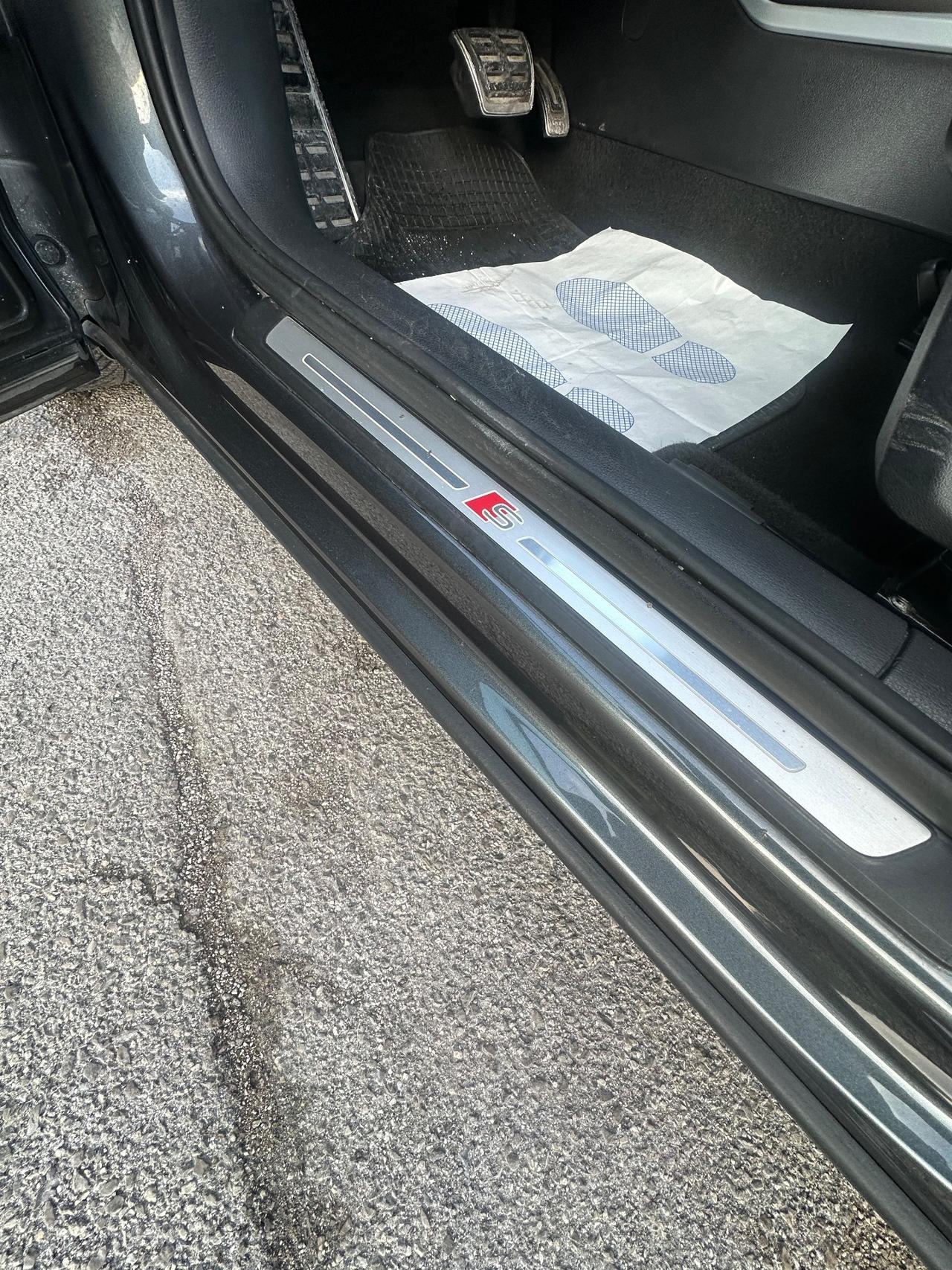 Audi Q2 35 TDI quattro S tronic line Edition