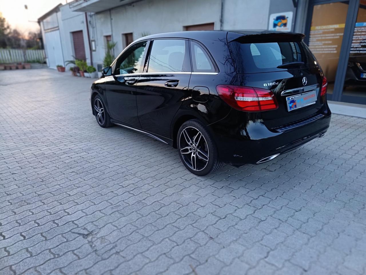 MERCEDES-BENZ B 180 D Sport AMG