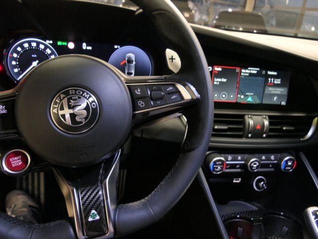 ALFA ROMEO Giulia 2.9 V6 Bi-Turbo AT8 Quadrifoglio