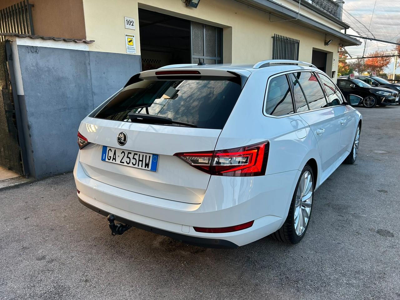 Skoda Superb 2.0 TDI 190 CV SCR DSG Wagon Ambition