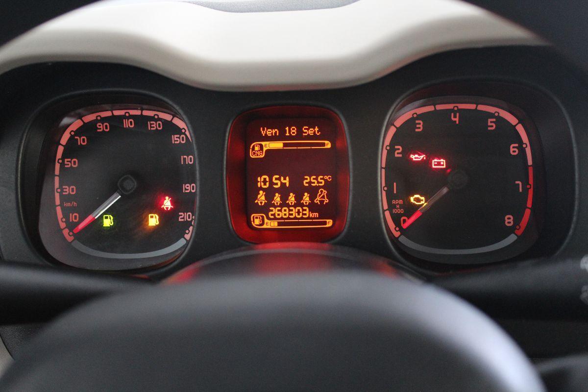 FIAT - New Panda - 0.9 TwinAir Turbo Natural Power Easy