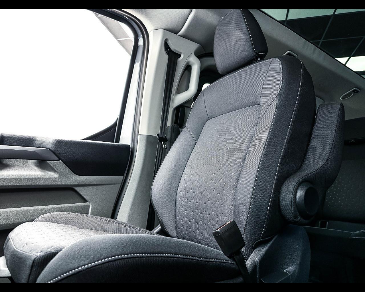 FORD Tourneo Custom 2ªs - Tourneo Custom 320 2.0 EcoBlue 170CV au