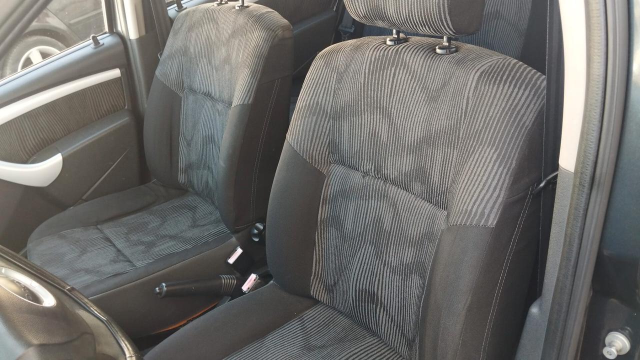 Dacia Sandero 1.4 8V GPL Lauréate