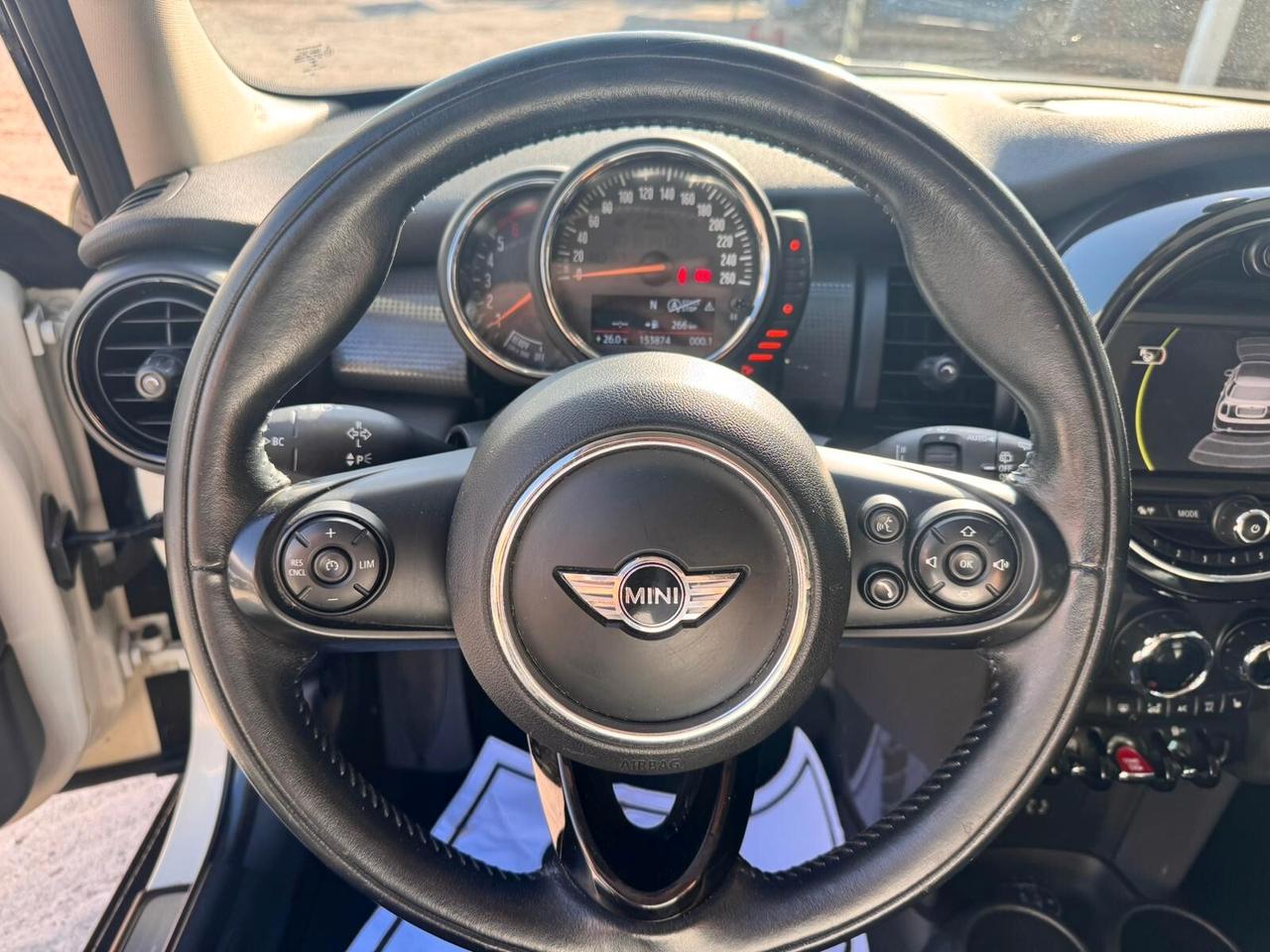 Mini 1.5 Cooper D Business 5p.