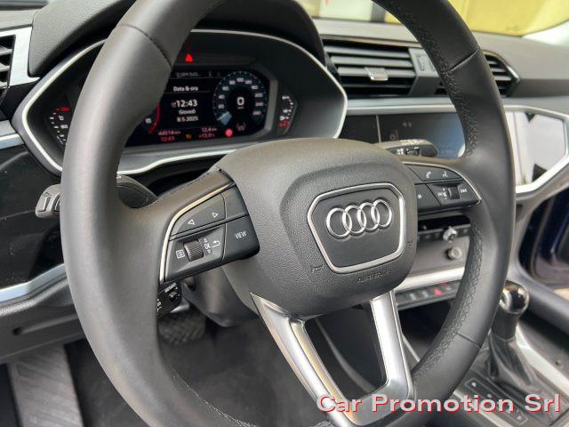 AUDI Q3 35 TDI Business Advanced