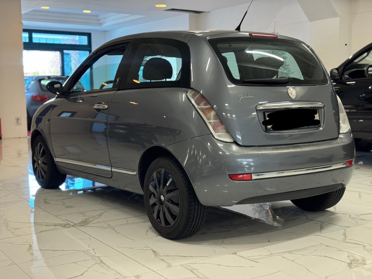 Lancia Ypsilon 1.2 Neopatentati