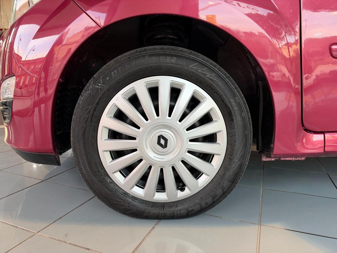 Renault Twingo 1.2 16V Live