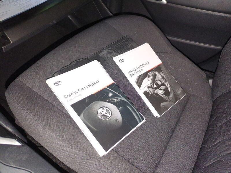 Toyota Corolla Cross Corolla Cross 2.0 Hybrid 197 CV E-CVT Trend