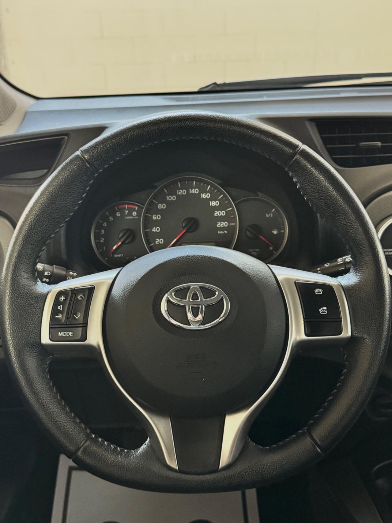 Toyota Yaris 1.0 5 porte Trend Pari al nuovo NEOP