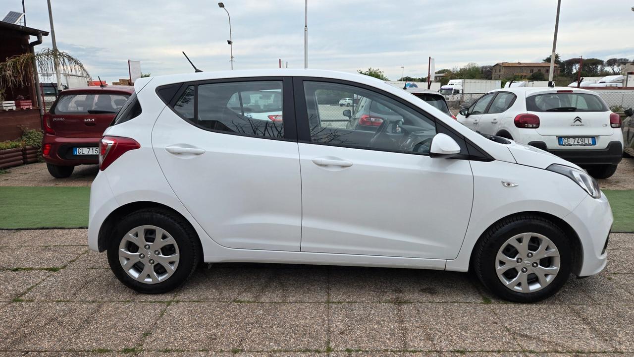 Hyundai i10 1.0 LPGI Econext Sound Edition