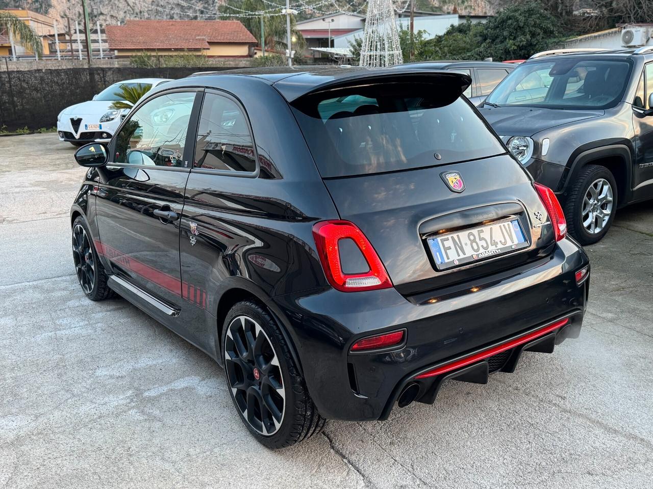 Abarth 595 1.4 Turbo T-Jet 180 CV Competizione
