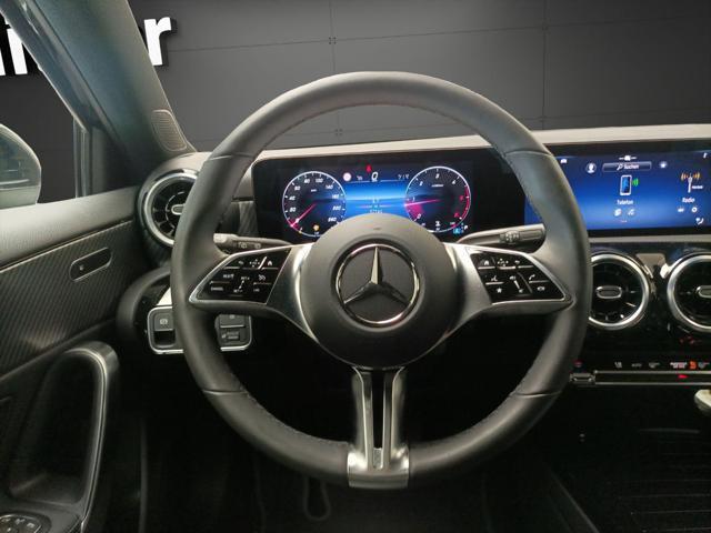 MERCEDES-BENZ A 180 d Automatic Advanced