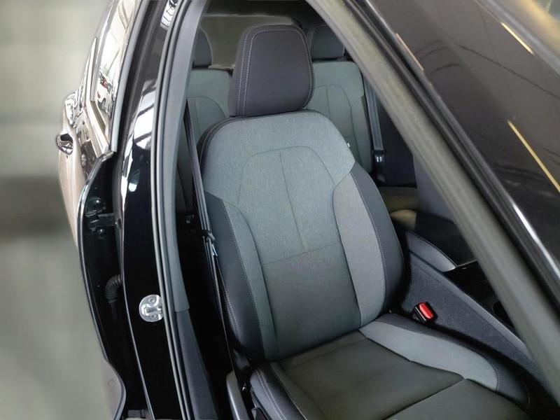 VOLVO XC40 T4 RECHARGE PLUG-IN AUTO CORE SUV