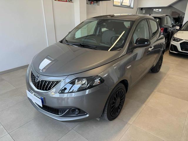 LANCIA Ypsilon 1.0 FireFly 5 porte S&S Hybrid Ecochic Silver