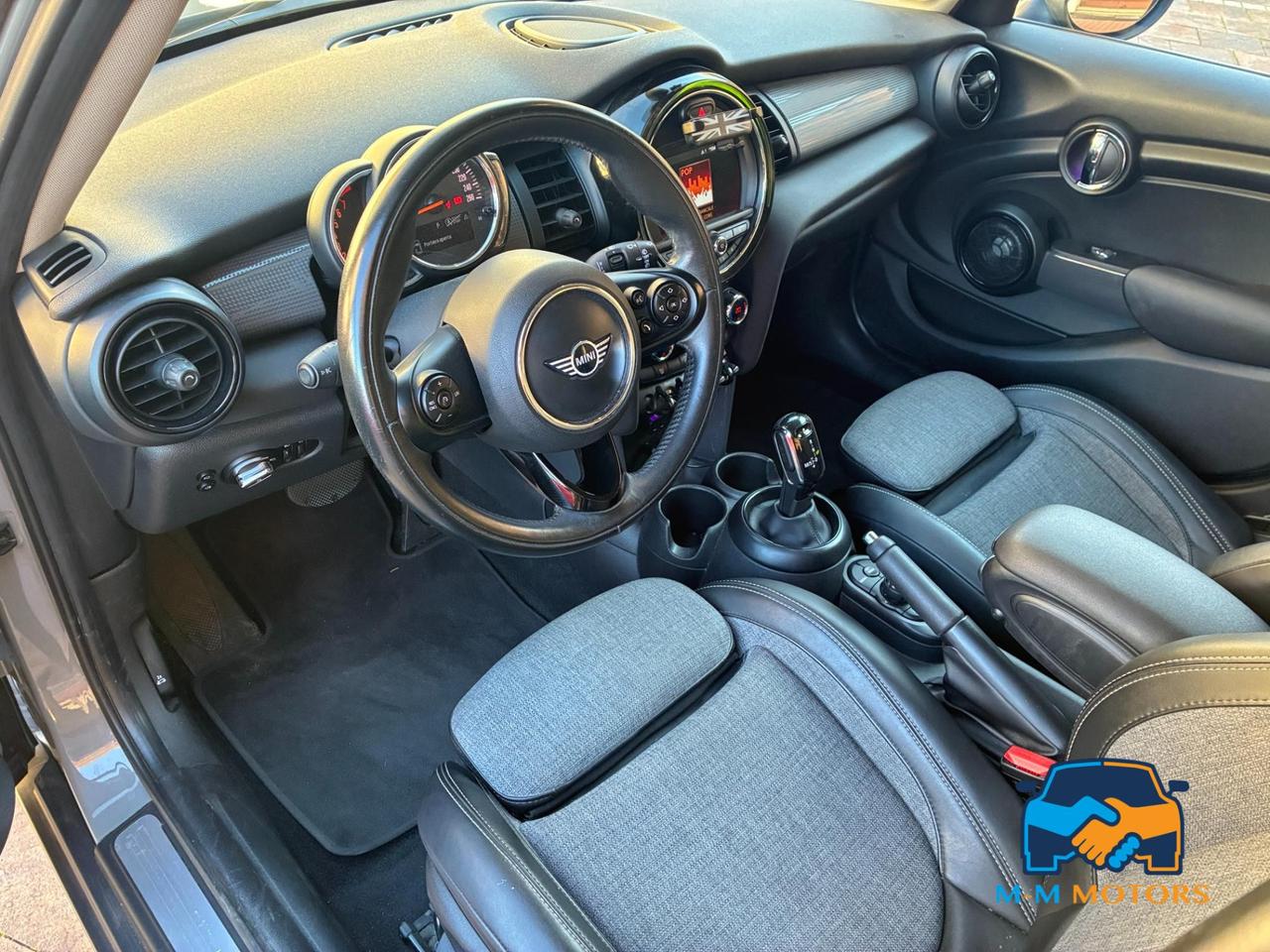 Mini Cooper 5p auto Hype 136 cv