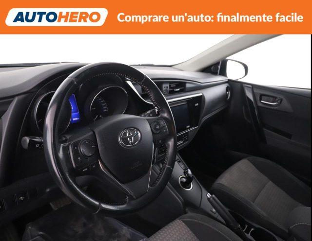 TOYOTA Auris 1.8 Hybrid Black Edition