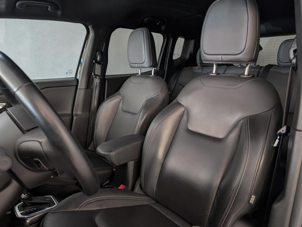 Jeep Renegade 1.3 T4 phev AT6 First Edition Off-road
