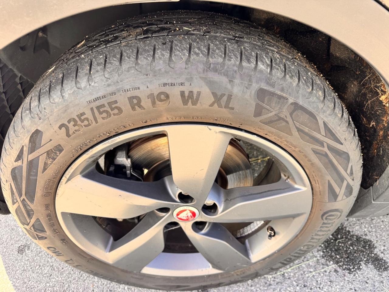 Jaguar E-Pace 2.0D 150 CV R-Dynamic SE 4x4 automatica pelle