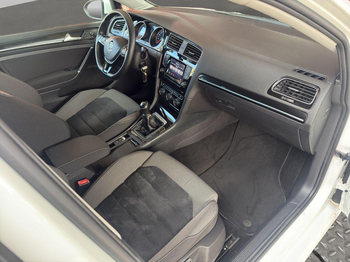 VOLKSWAGEN - Golf - 1.6 TDI 105cv 5p. Highline BlueMotion Technology