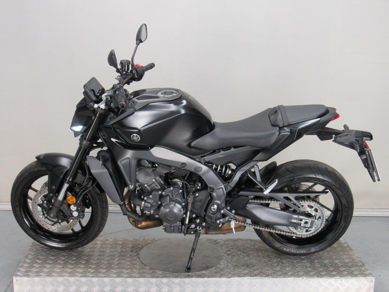 Yamaha MT-09 ABS TECH BLACK